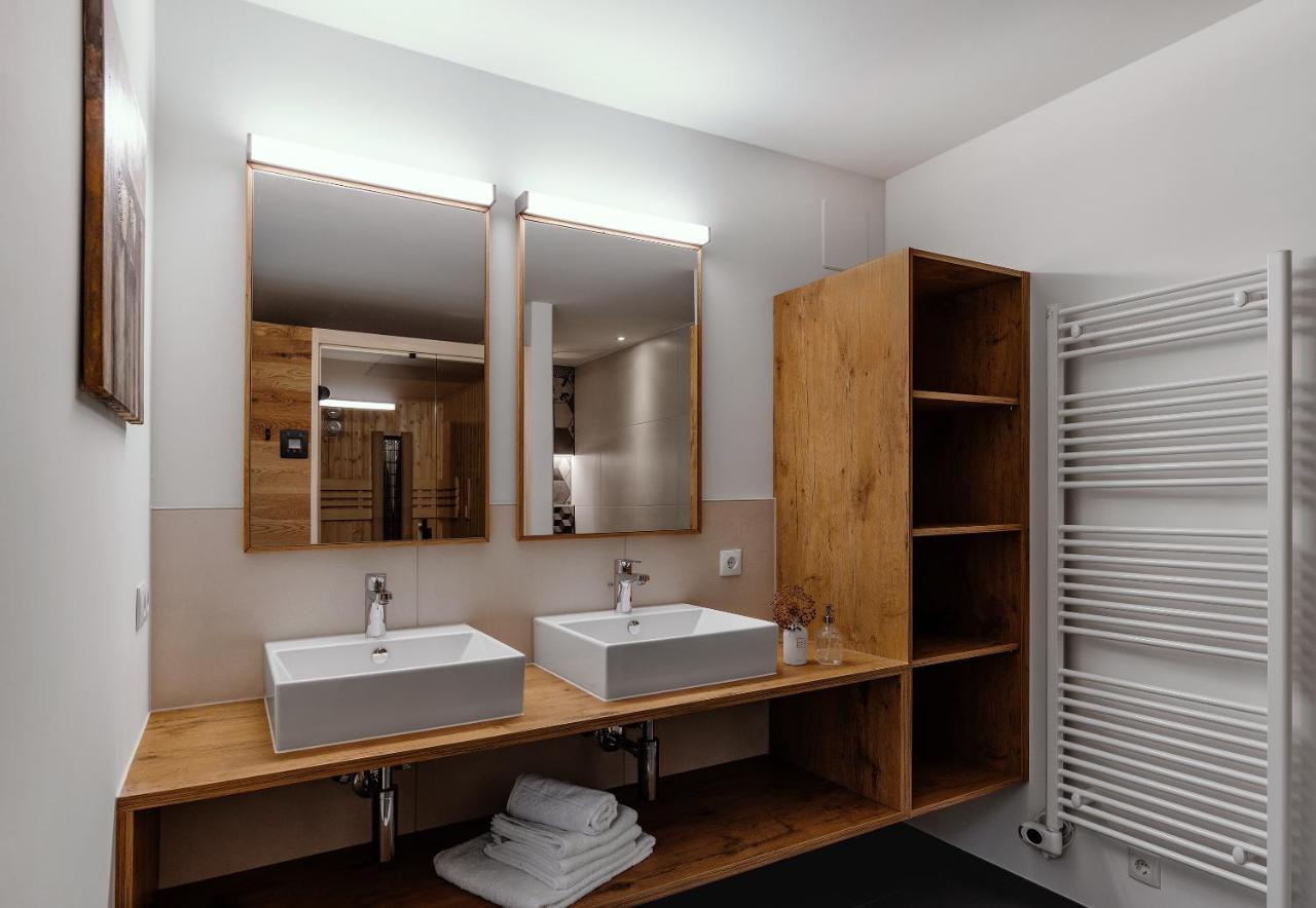 Verwall Apartment Arlberg - Mit Sauna, Balkon Und Skiraum Wald am Arlberg Bagian luar foto